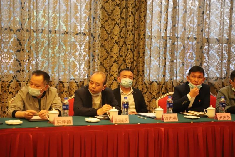 有关于凝聚共识 形成合力——记东坪片区茶企负责人座谈交流会议的新闻(10)