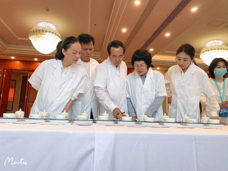 有关于第八届庐山问茶会濂溪区茶协创佳绩!的新闻(1)