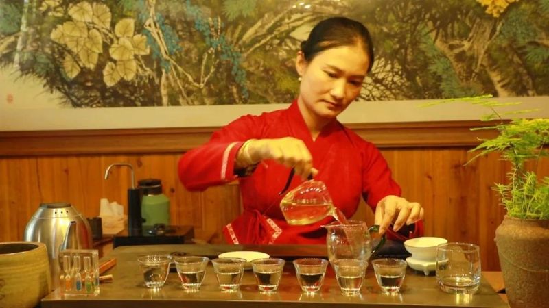 有关于茶人春采：执着与坚守，只为一杯好茶！的最新消息(13)