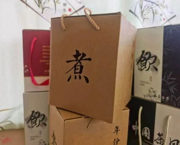 关于盈江“帕兰庄园”白茶：生态茶铺就致富路的资讯(2)