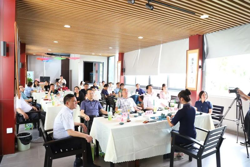 关于这场盛宴要开拓怎样的黔茶“新蓝海”?的信息(2)