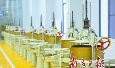 有关于做强“一片叶”进军百亿茶产业的最新消息(1)