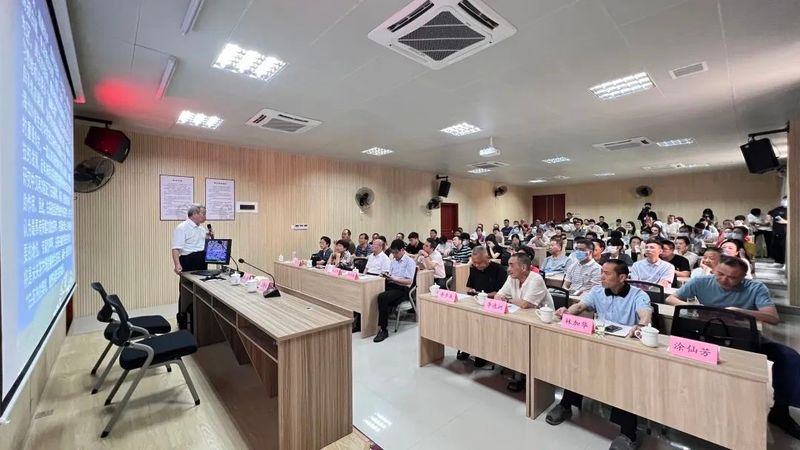 关于这场讲座深度追溯白茶源头及药效,快来学习一下吧!的相关内容(7)