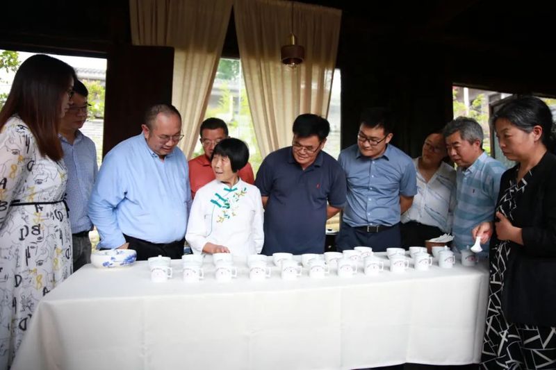 有关于“周末人才”计划——2022年梧州六堡茶产业高质量发展专家服务基层活动启动仪式举办的信息(8)