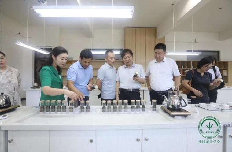 关于第30届中国茶业科技年会在湖北恩施成功举办——三茶统筹发展 助力乡村振兴 的信息(2)