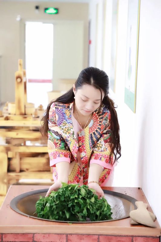有关于巾帼“科特派”助力安溪茶产业振兴的内容(2)