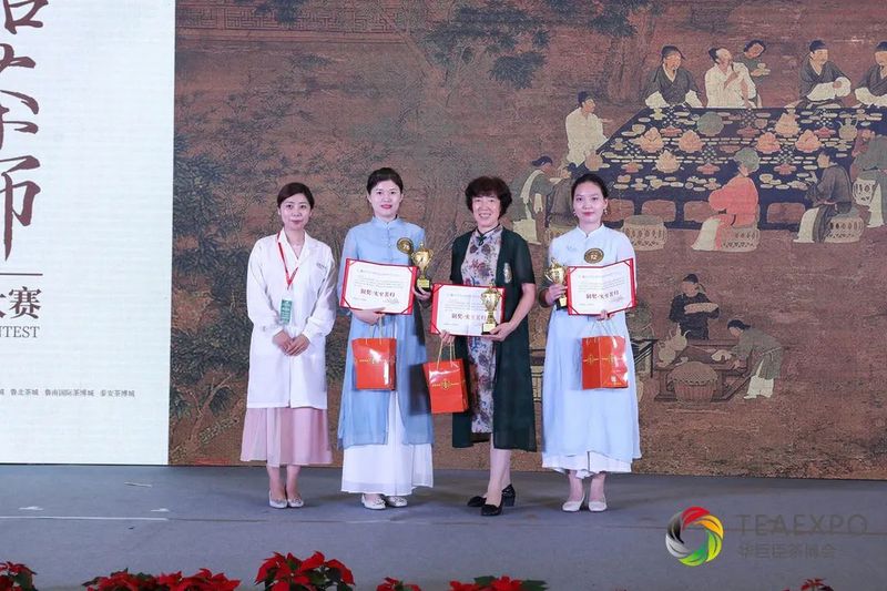 关于“隆合牡丹王”杯鼎承品茶师首届泉城白茶斗茶大赛圆满落幕！的内容(23)