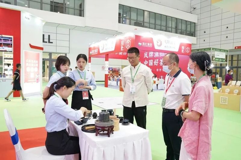 关于建阳小白茶品牌推介会在山东国际会展中心举行的相关内容(3)