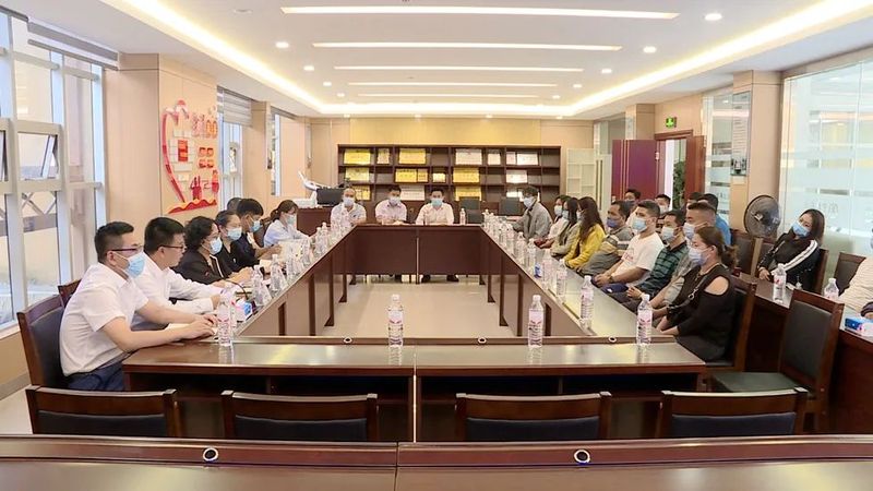 关于绿春县:助企纾困 推动茶产业发展的相关信息(2)