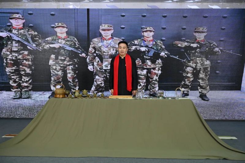 关于全国竞赛:弘扬中华优秀茶文化——第五届全国茶业职业技能竞赛茶艺竞赛总决赛在江西遂川开幕!的新闻(9)