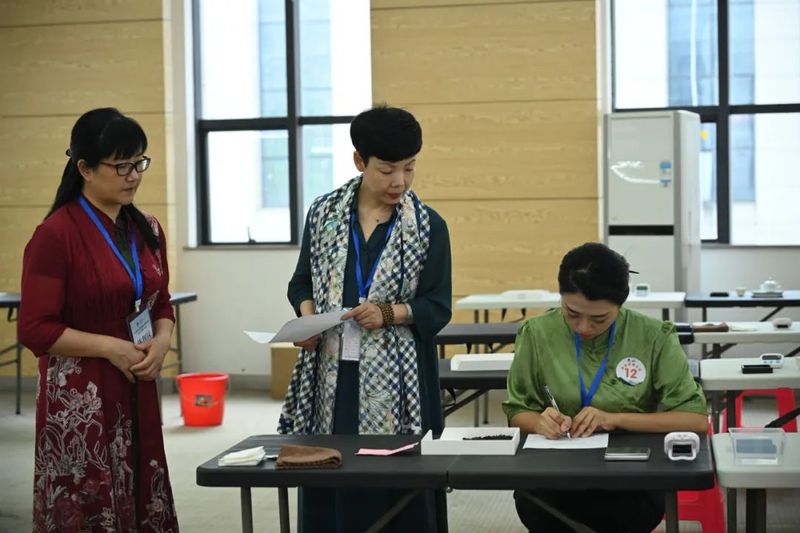 关于全国竞赛:弘扬中华优秀茶文化——第五届全国茶业职业技能竞赛茶艺竞赛总决赛在江西遂川开幕!的新闻(13)