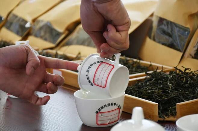 有关于临翔区2022 年古树晒青茶评比暨创新创业竞赛即将开赛的相关信息(3)
