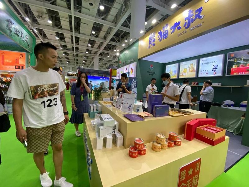 有关于冷泡、直播,湖南茶企纷纷“讨好”年轻人的相关信息(1)