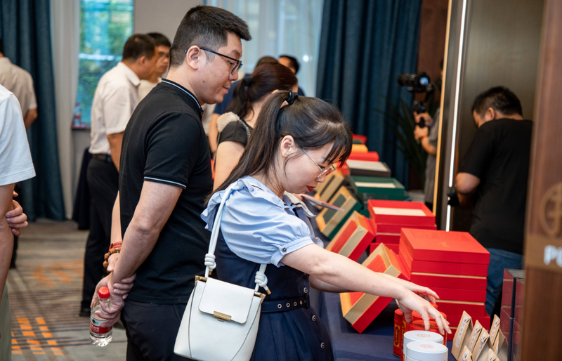 关于五彩湘茶“五进”系列推广活动正式开启 “进酒店”暨品牌推介会在长沙举行的最新消息(6)