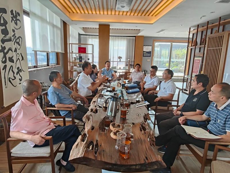 关于续茶緣谋产业推品牌兴文化 四川省茶协与名山区达成“蒙顶山茶”推广宣传共识的消息(4)