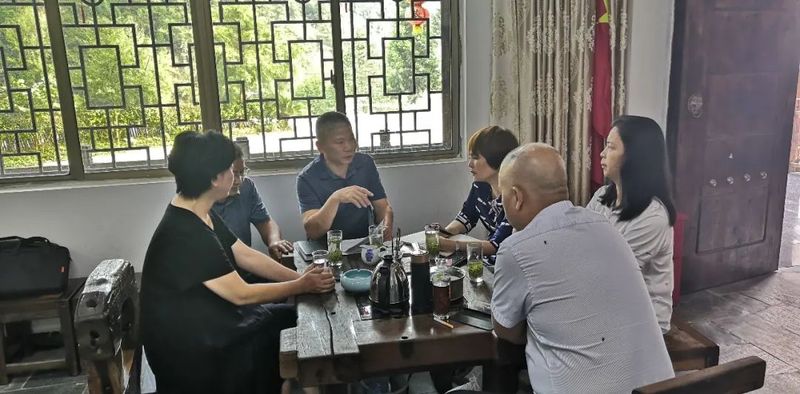 有关于湖南省茶叶研究所张曙光一行到邵阳调研指导茶产业的信息(6)
