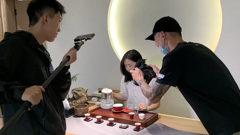 关于四川观察走进茶店子茶文化公园的新闻(6)