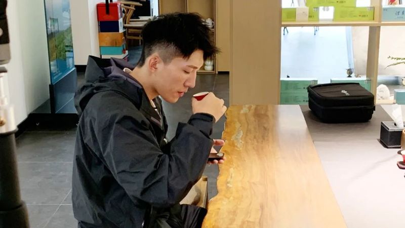 关于四川观察走进茶店子茶文化公园的新闻(12)
