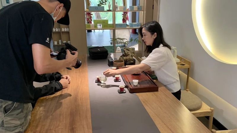 关于四川观察走进茶店子茶文化公园的新闻(7)