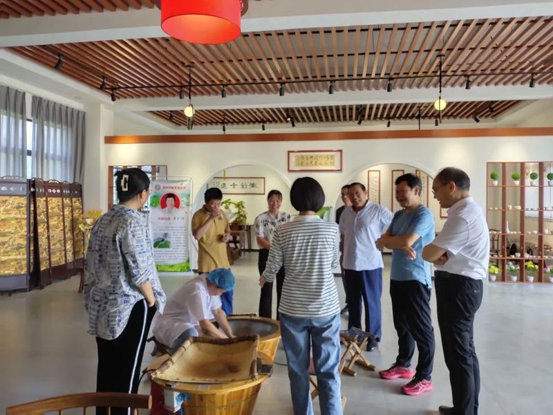 有关于民革临沂市兰山支部开展“推动茶产业提质增效 助力乡村共同富裕”调研活动的信息(3)
