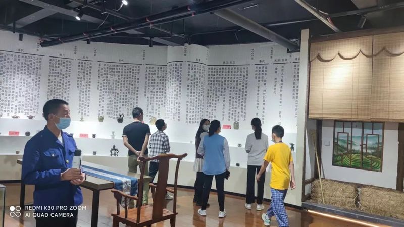 关于“寻茶探秘” 小学生茶文化研学活动走进九江茶市的新闻(5)