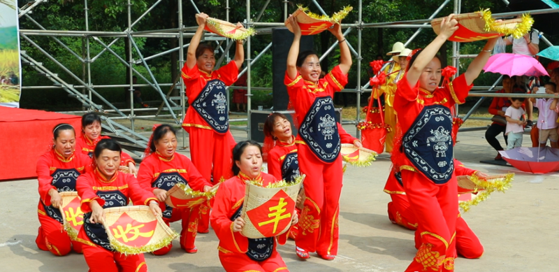 有关于云台山茶旅集团助力乡村振兴——欢乐云台 共度国庆明星喜乐演艺晚会的消息