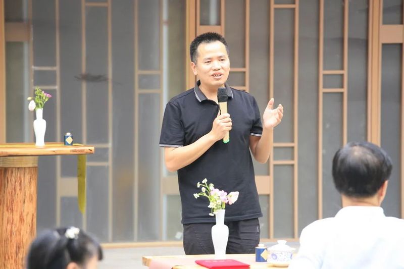 关于喜迎二十大 国庆有约——茶文化公园青少年茶会成功举行的最新消息(19)