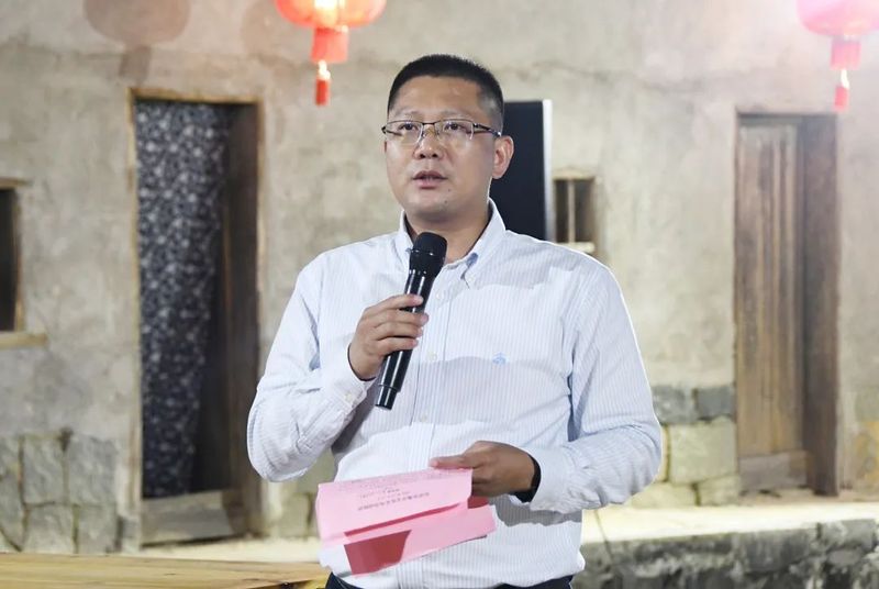 关于振兴茶产业 媒体来助力，厦门市安溪商会组织媒体记者走进安溪茶乡的相关内容(20)