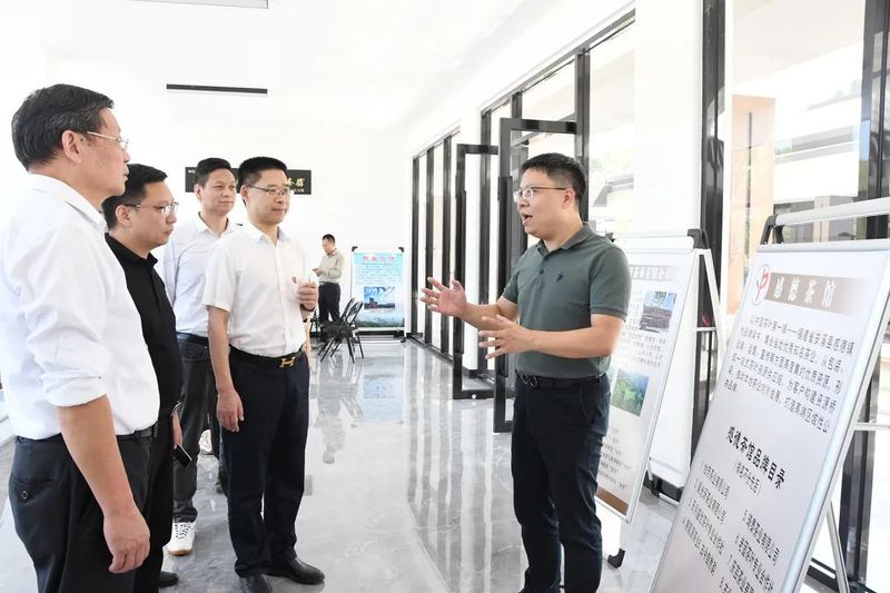 关于振兴茶产业 媒体来助力，厦门市安溪商会组织媒体记者走进安溪茶乡的相关内容(7)