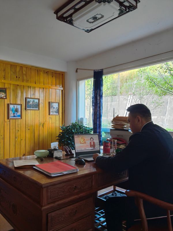 关于绘就新时代贵州茶产业发展壮美画卷一一贵州省茶行业人士聆听二十大报告激扬奋进豪情的消息(18)