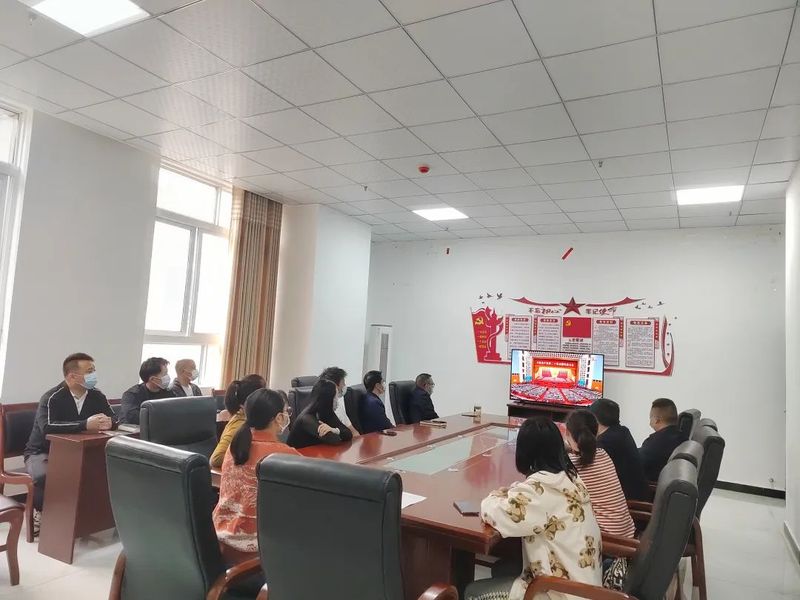 关于绘就新时代贵州茶产业发展壮美画卷一一贵州省茶行业人士聆听二十大报告激扬奋进豪情的消息(8)