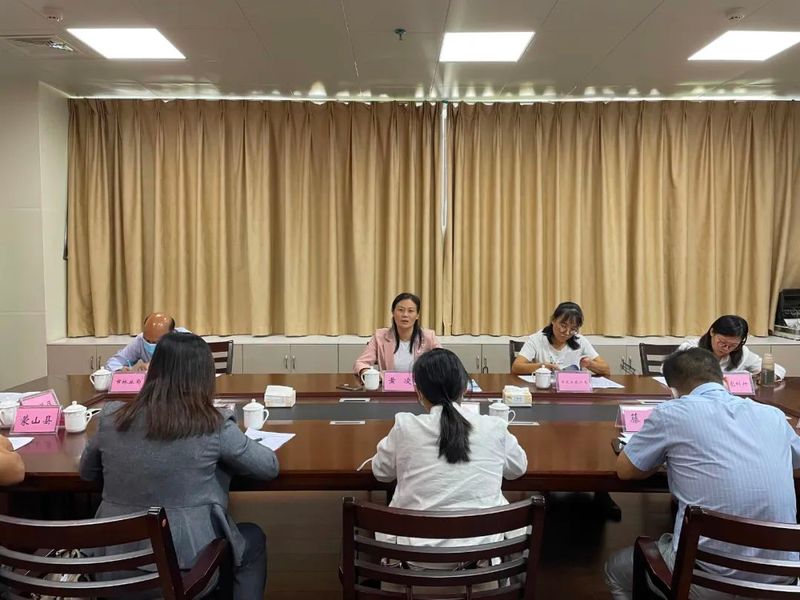关于坚定信心 铆足干劲,市六堡茶产业发展指挥部办公室召开六堡茶产业发展工作座谈会的消息