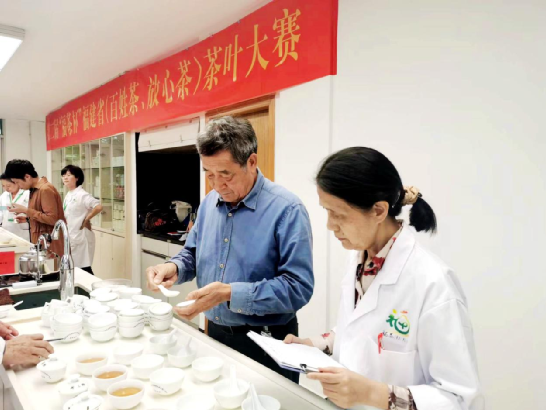 有关于福建省市场监督管理局、省供销社领导莅临大赛评审现场指导的消息(7)