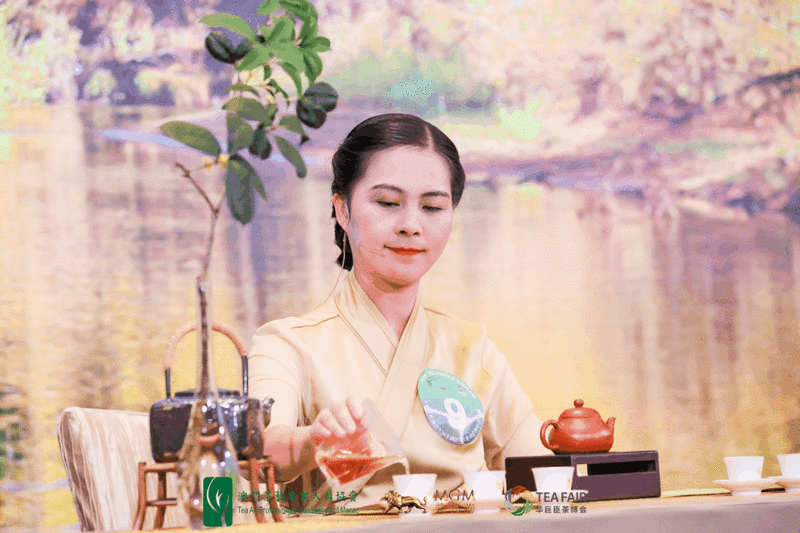 有关于茗扬湾区，冠军出炉！茗星茶艺师粤港澳赛区决赛圆满落幕！的内容(6)