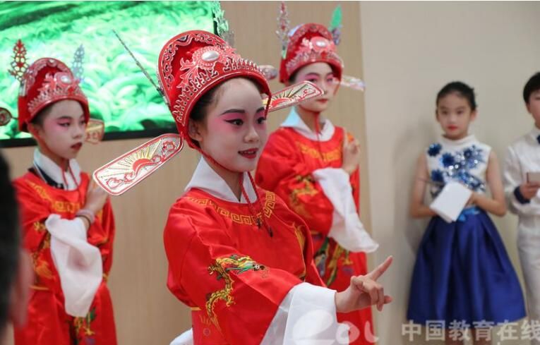 有关于杭州市周浦小学九曲红梅茶文化馆正式开馆的消息(3)