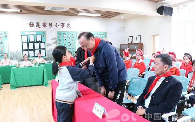 有关于杭州市周浦小学九曲红梅茶文化馆正式开馆的消息(4)