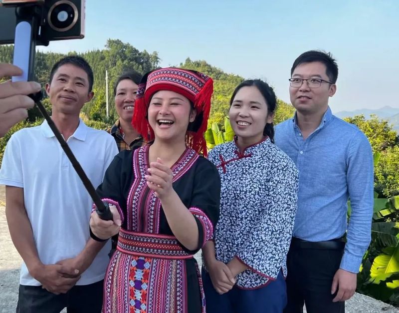 有关于苍梧县山坪村：劲往一处使 把六堡茶做大做强的相关内容(2)