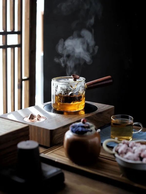 关于湖北茶礼红装焕新上市，让世界爱上湖北茶的消息(1)