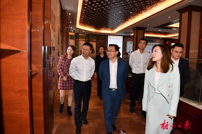 关于科技创新赋能六堡茶品牌核心竞争力，刘仲华在梧州市茶企调研 蒋连生陪同的相关信息