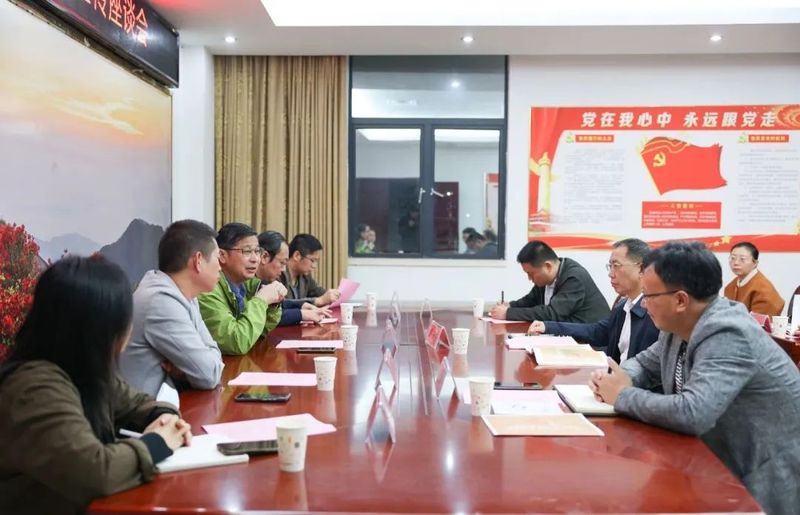 有关于厦门日报社领导到建宁调研茶产业发展情况的相关信息(1)
