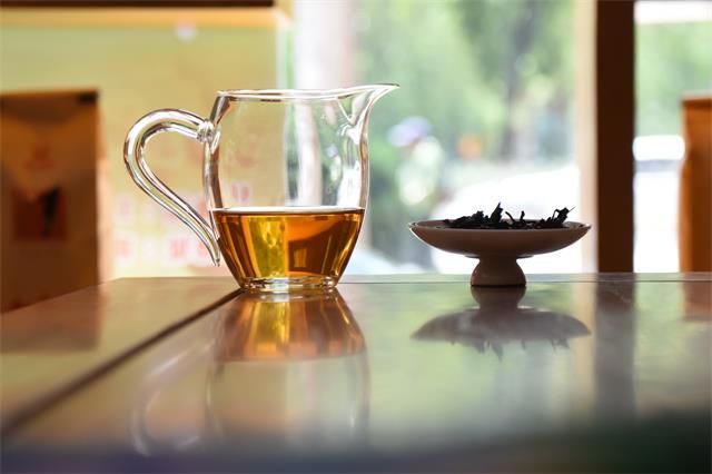 关于普洱茶投资分析：“用心做品牌用脚做茶叶 ”翻车是必然的最新消息