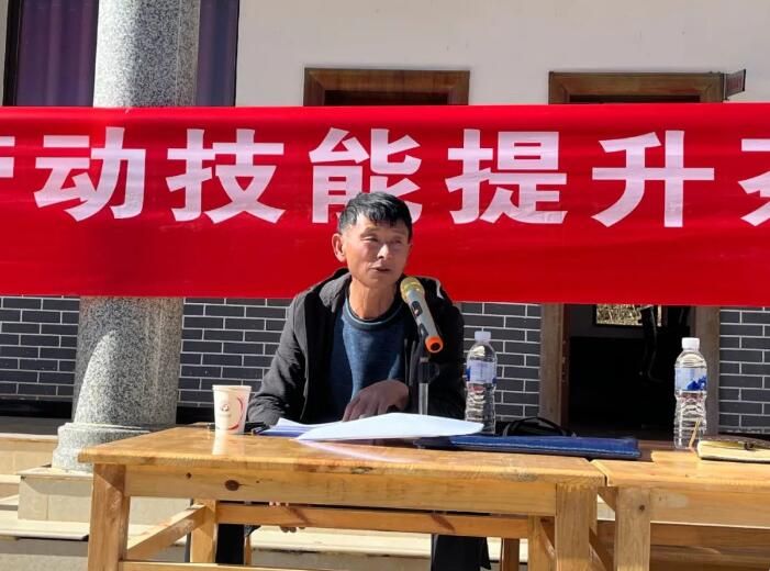 有关于昌宁法院送“技”下乡，助力米河村“茶”增产的资讯(1)