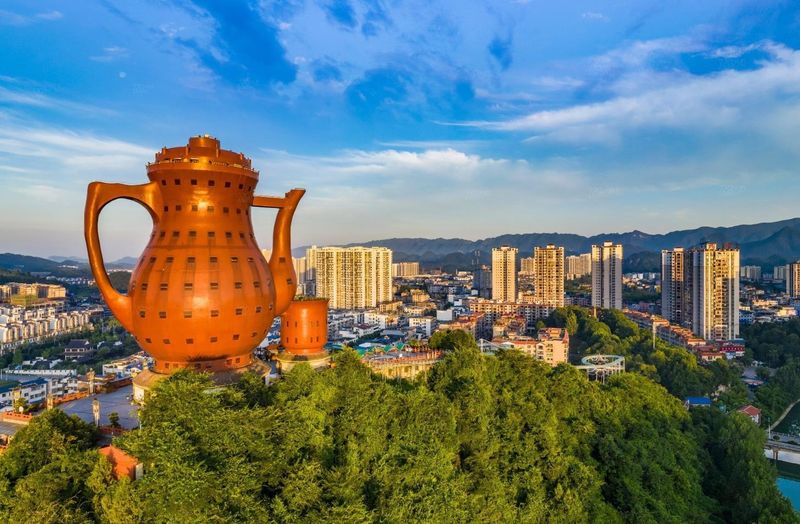 有关于遵义:书写茶文章 擦亮茶旅融合新招牌的资讯(7)