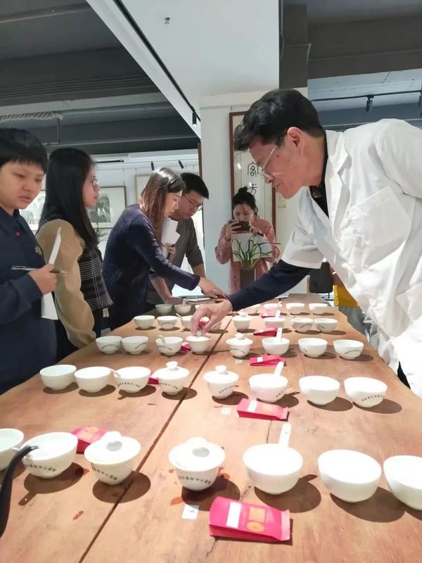 有关于“海峡杯”武夷岩茶茶王争霸赛汕头分会场活动举办的相关信息(3)