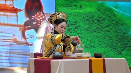 有关于安化黑茶 世界共享——“茶和天下 共享非遗”益阳分会场活动在安化举行的最新消息(3)