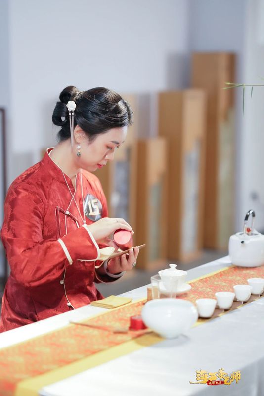 关于海西茶艺师技能大赛总决赛圆满成功的相关信息(21)