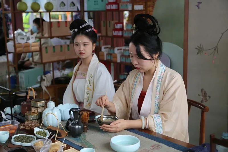 有关于中国·丽水首届“三茶统筹 助力共富”活动暨丽水荒野茶发布仪式举行的信息(23)
