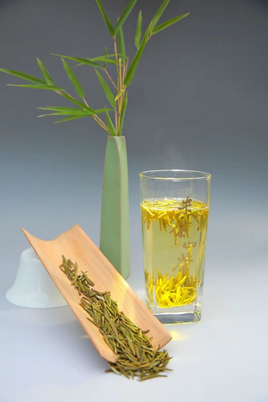 关于一分钟了解高山云雾中“走”出来的旺苍茶产业的新闻(6)