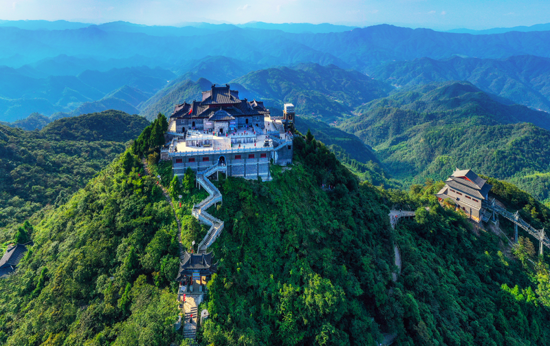 有关于一片叶子点亮茶旅融合的“诗与远方”的新闻(2)