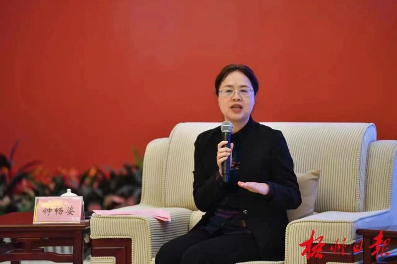 关于“与院士面对面——宣讲二十大精神 共话六堡茶高质量发展”活动昨举行的内容(5)
